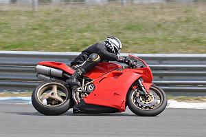 debutant (136)
